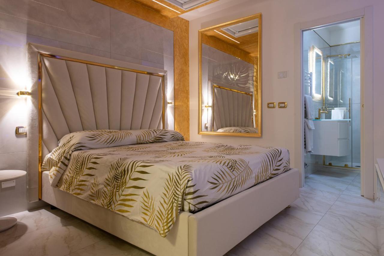 Fashion Apartment Gold Bologna With Jacuzzi & Car Garage Zewnętrze zdjęcie