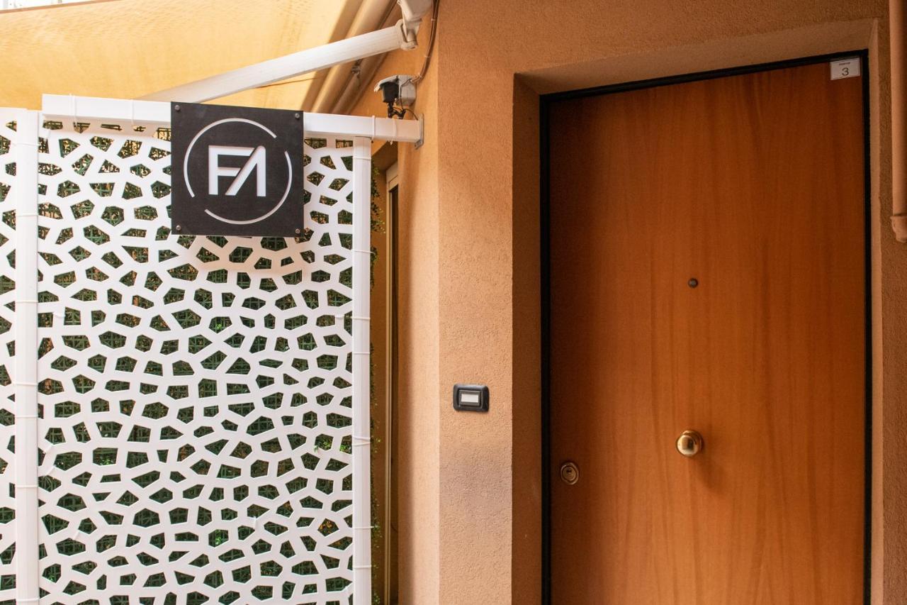 Fashion Apartment Gold Bologna With Jacuzzi & Car Garage Zewnętrze zdjęcie