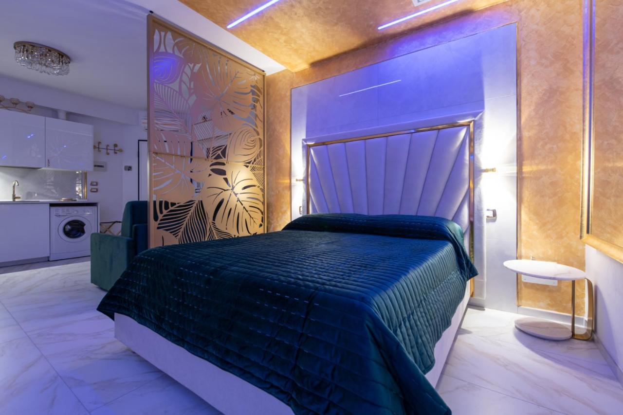 Fashion Apartment Gold Bologna With Jacuzzi & Car Garage Zewnętrze zdjęcie